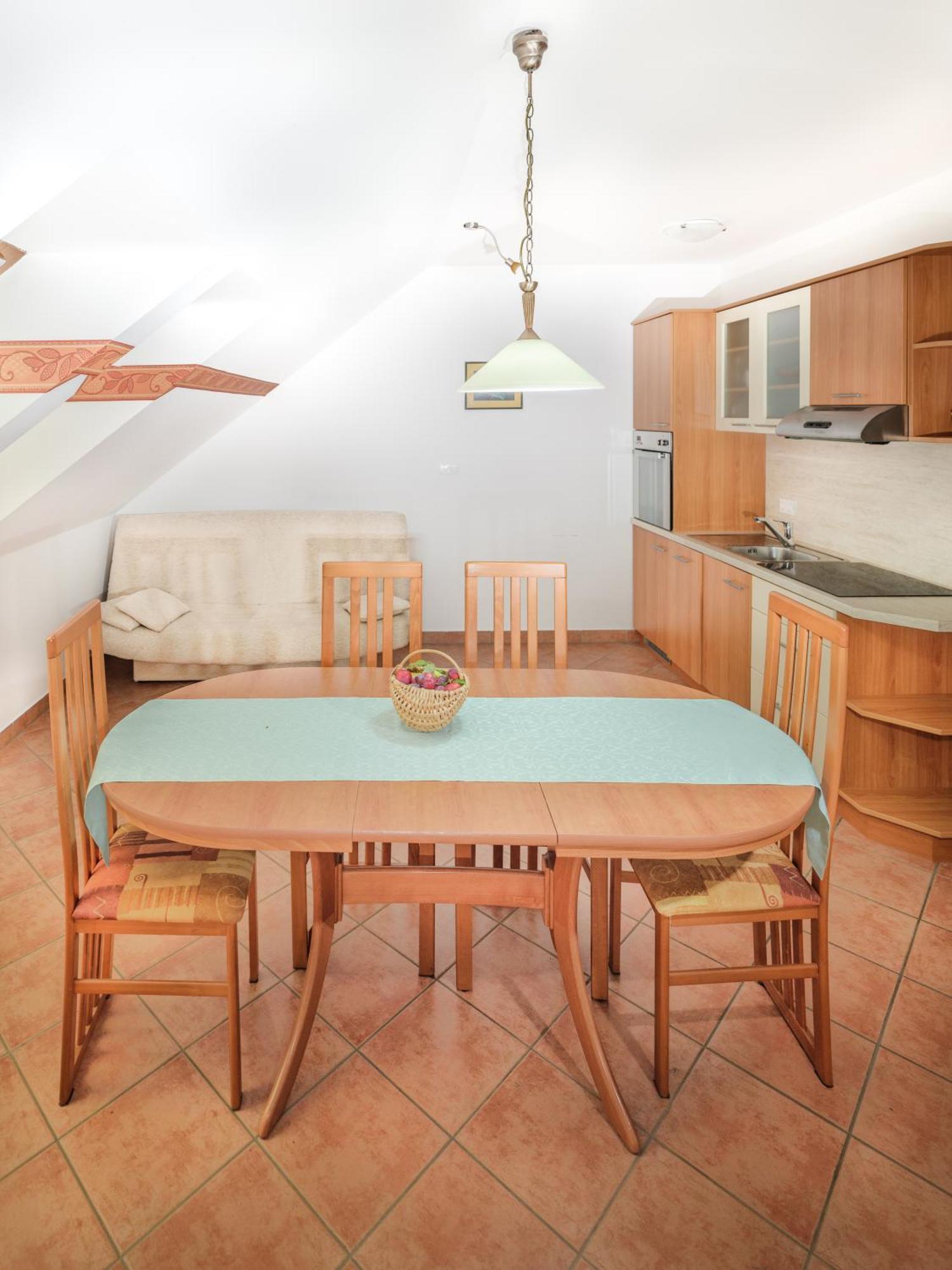 Apartments Suster Stari Trg ob Kolpi Eksteriør billede